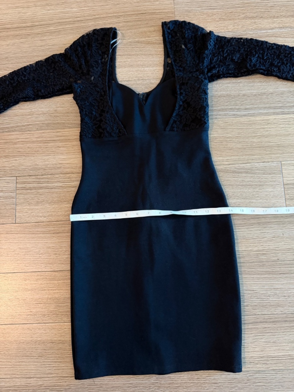 Black Lace Bodycon Mini Dress V-Neck Cocktail Dress Size Small NEW NWT - Picture 11 of 16